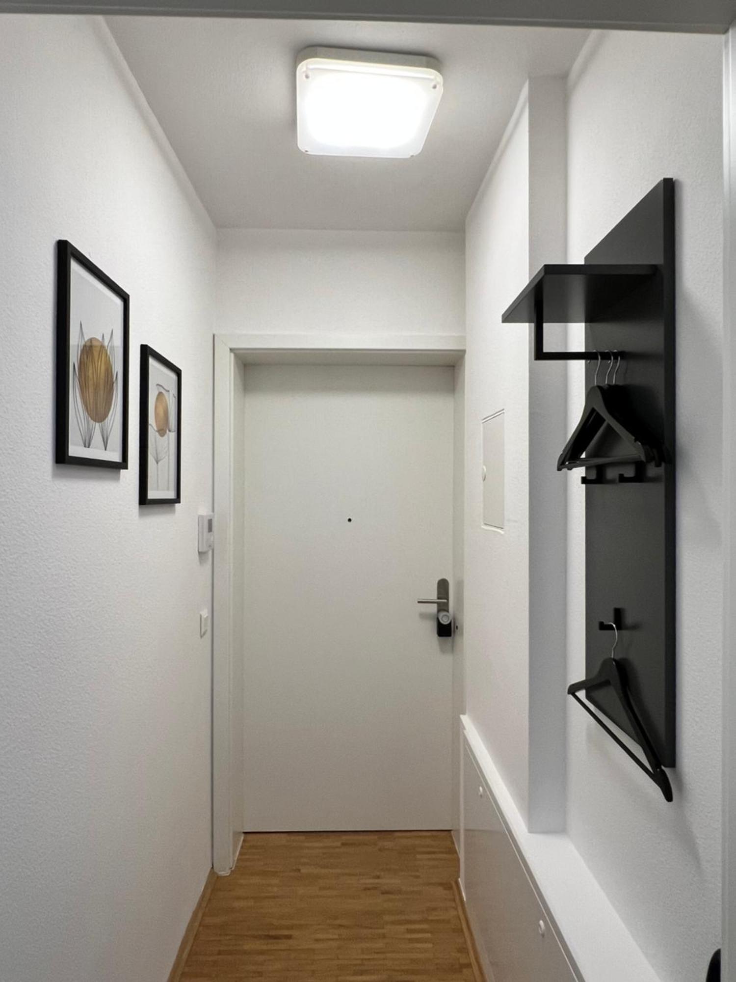 Modernes Mit Balkon Und Parkplatz Zentrum Apartment *